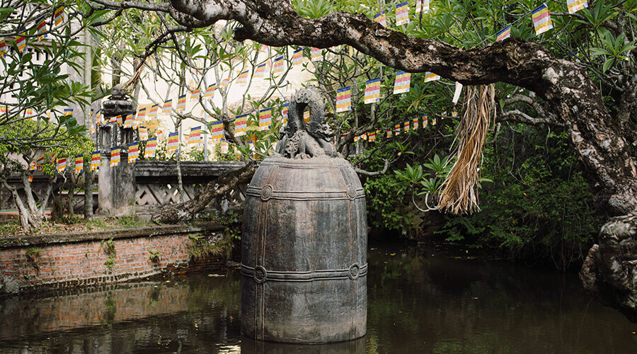 bell in Co Le Pagoda