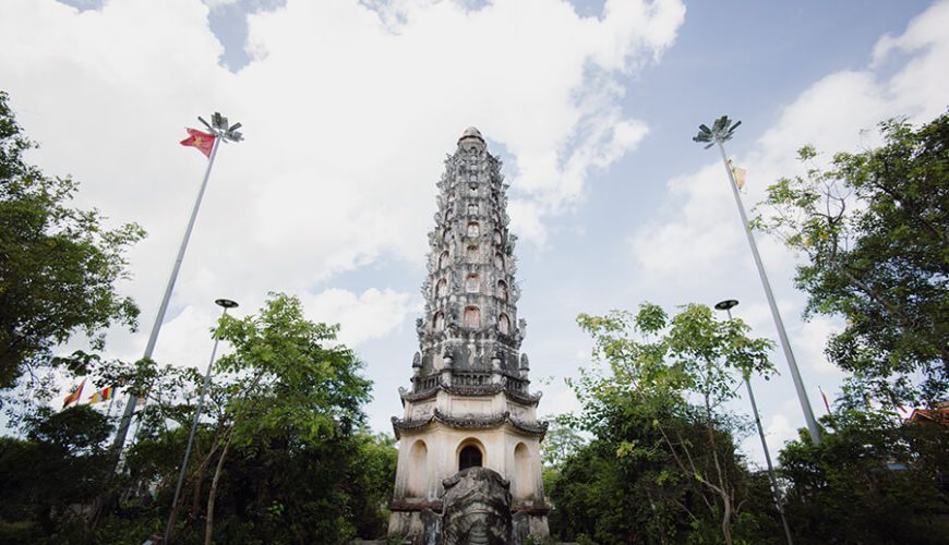nine-story lotus tower