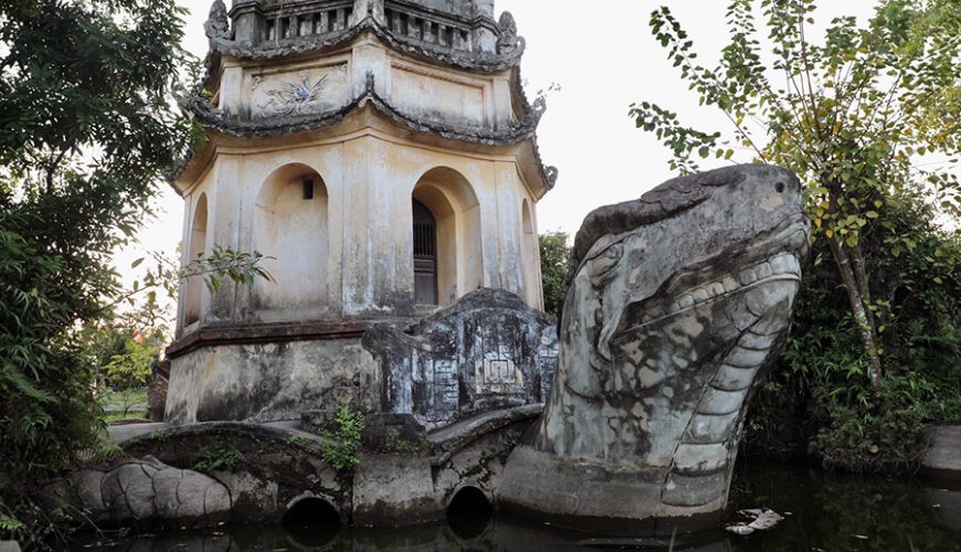 nine-story lotus tower in Co Le Pagoda