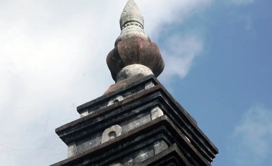 top of Pho Minh tower