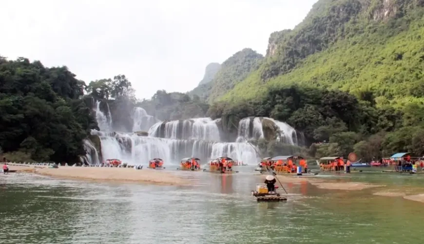 Ban Gioc Fall