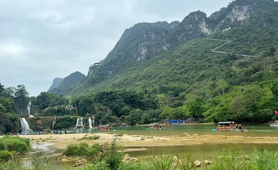 Ban Gioc waterFall