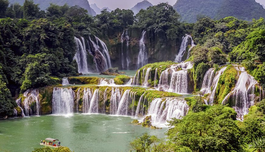 explore Cao Bang