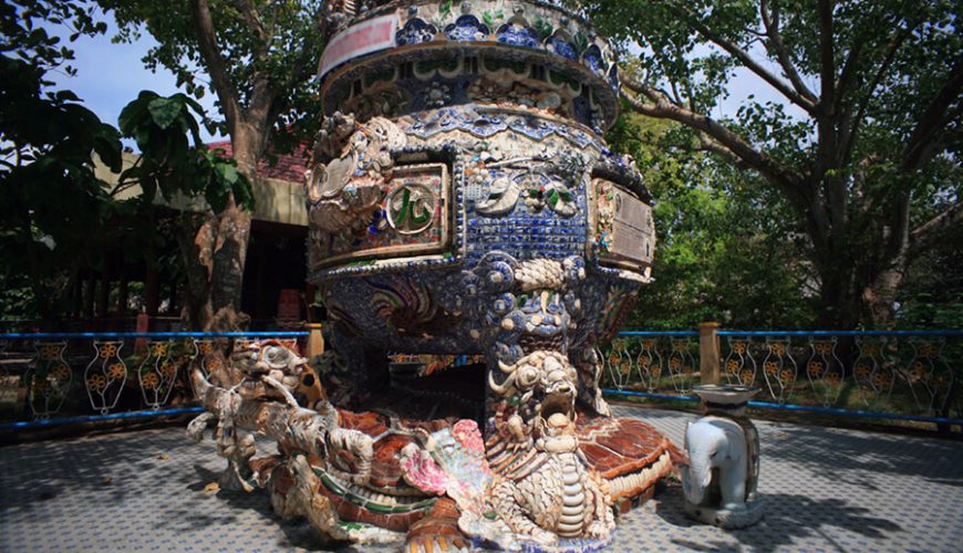 Coconut religion in Ben Tre