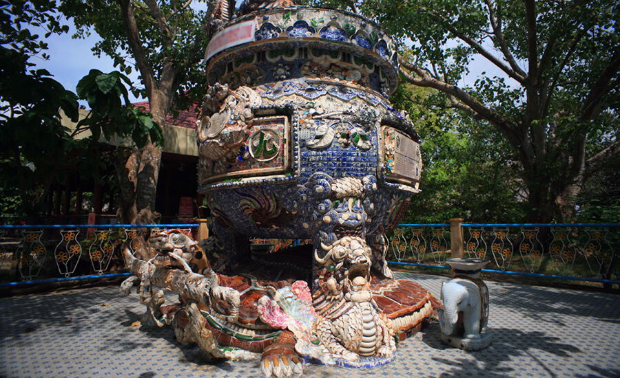 Coconut religion in Ben Tre