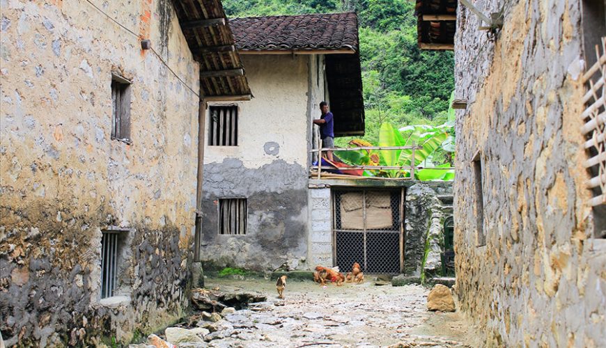 Khuoi Ky Stone Village