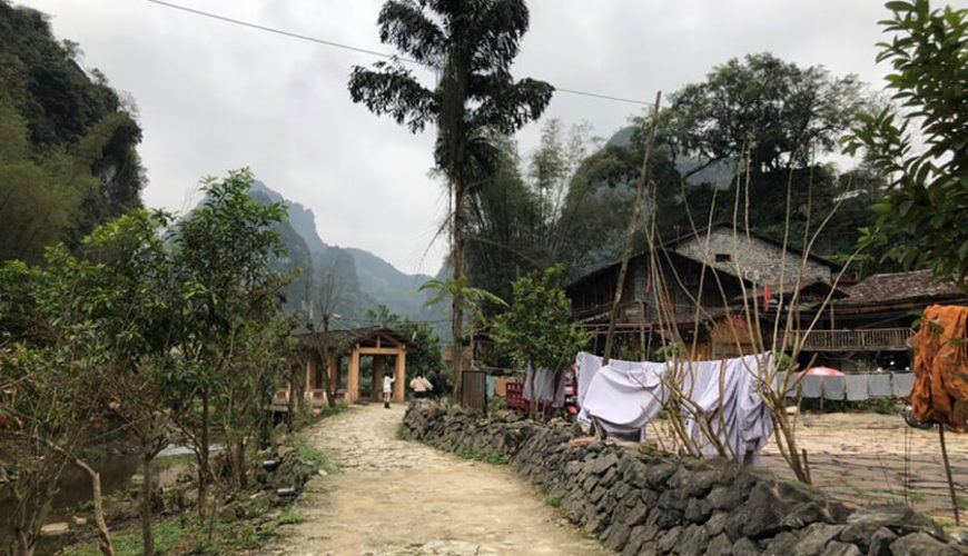 Khuoi Ky Stone Village