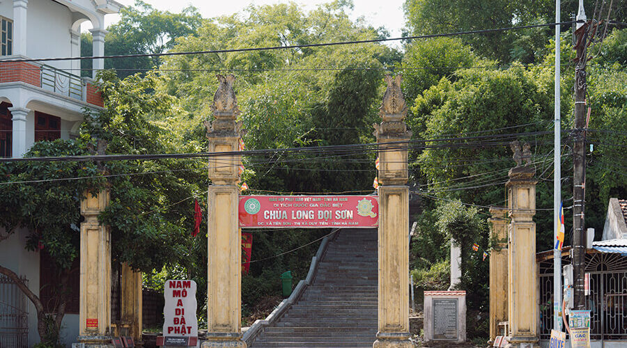 Long Doi Pagoda