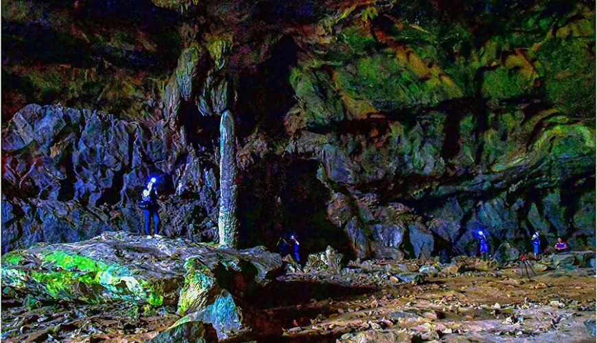 Nguom Ngao Cave
