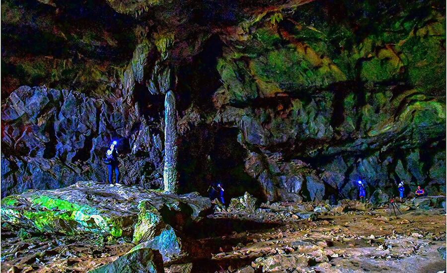 Nguom Ngao Cave