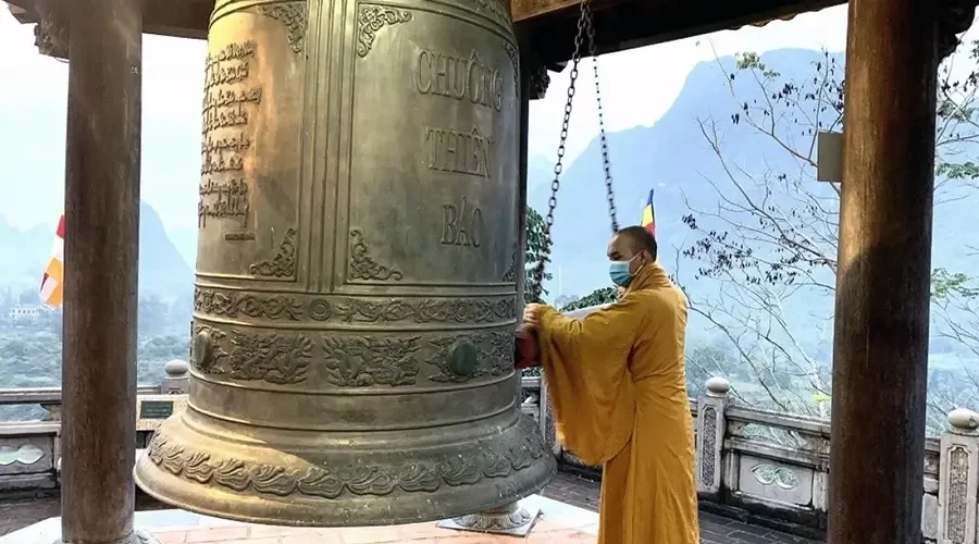 Phat Tich Truc Lam Ban Gioc Pagoda