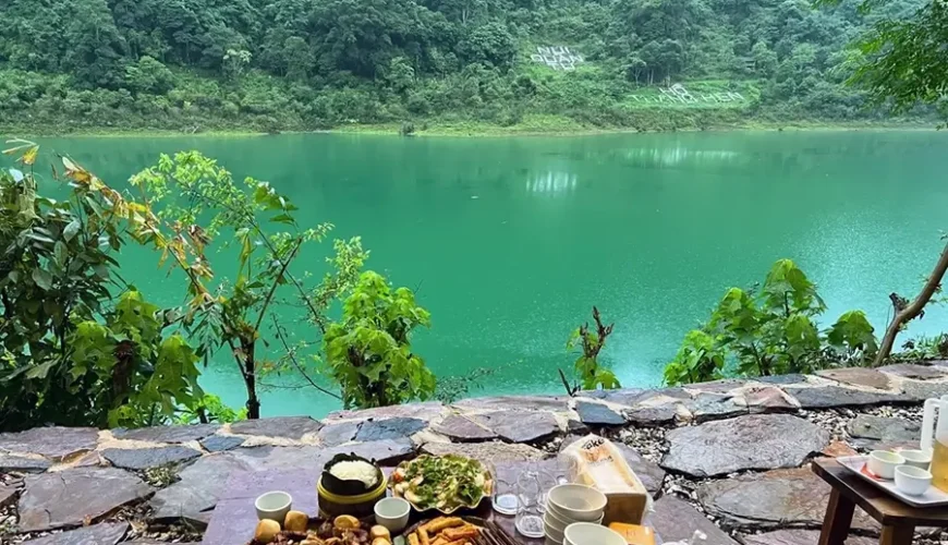 Thang Hen lake