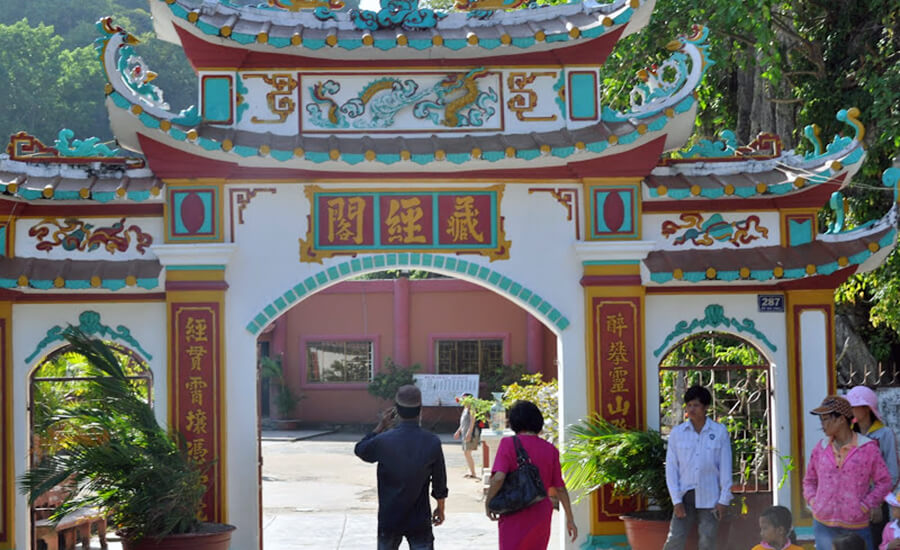 Hang pagoda Kien Giang