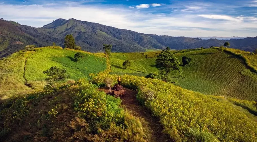 Fascinated by the wild beauty of Chu Dang Ya volcano