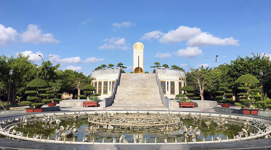 Cao Van Lau musician memorial area
