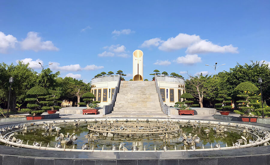 Cao Van Lau musician memorial area