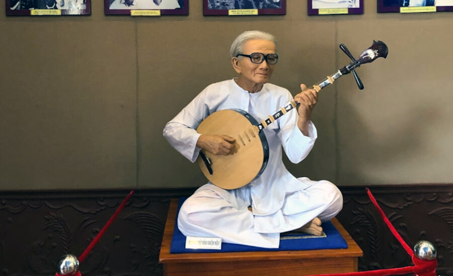Cao Van Lau musician memorial area
