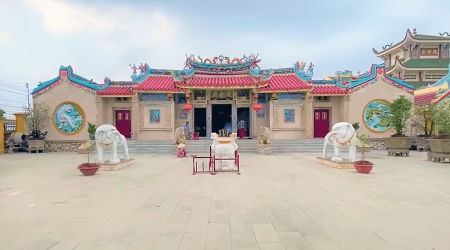 Quan De Temple