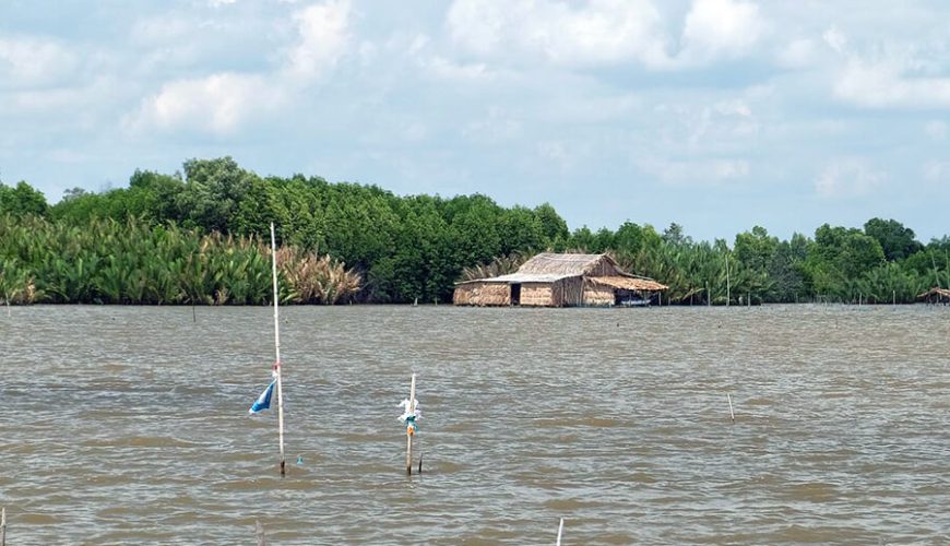 Thi Tuong lagoon