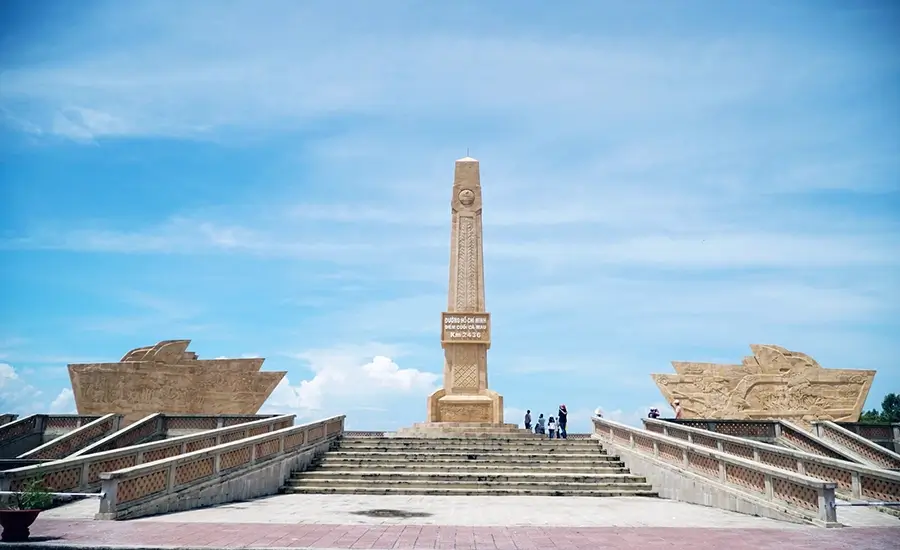explore Ca Mau