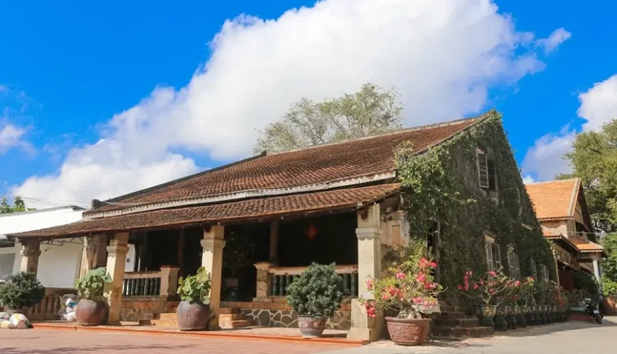 Nguyen Tam Kien ancient house