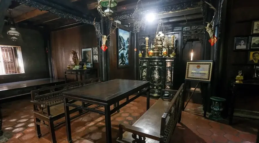 inside Nguyen Tam Kien ancient house
