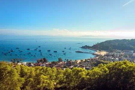 Xanh Island