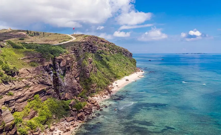explore Quang Ngai