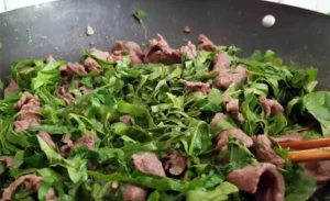 Buffalo meat with trong leaves