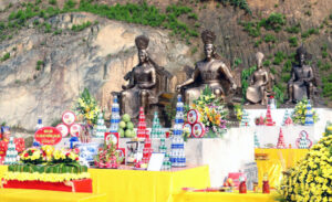 Kinh Duong Vuong and Hung Kings temple