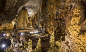 Thien Duong Cave