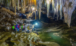 Pu Sam Cap Cave Complex