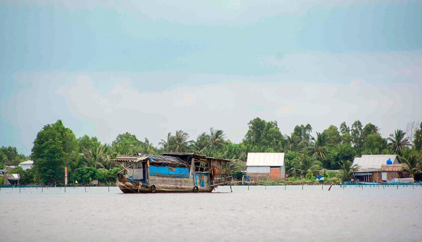 Thi Tuong lagoon