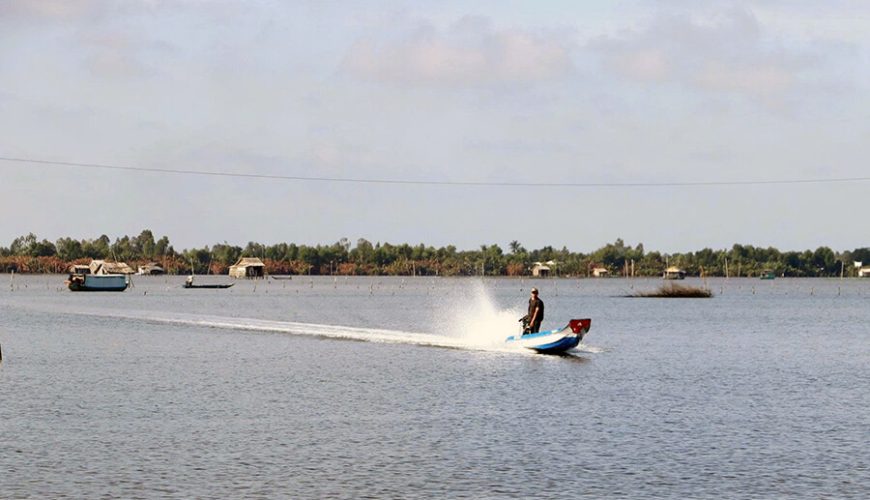 Thi Tuong lagoon