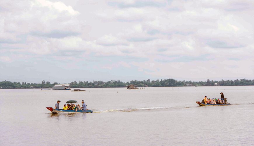 Thi Tuong lagoon