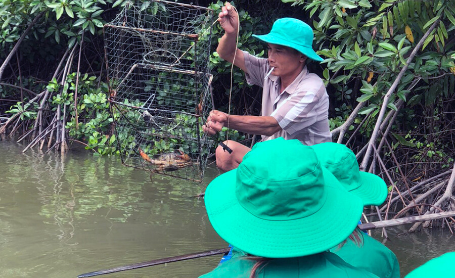 catching in Khai Long