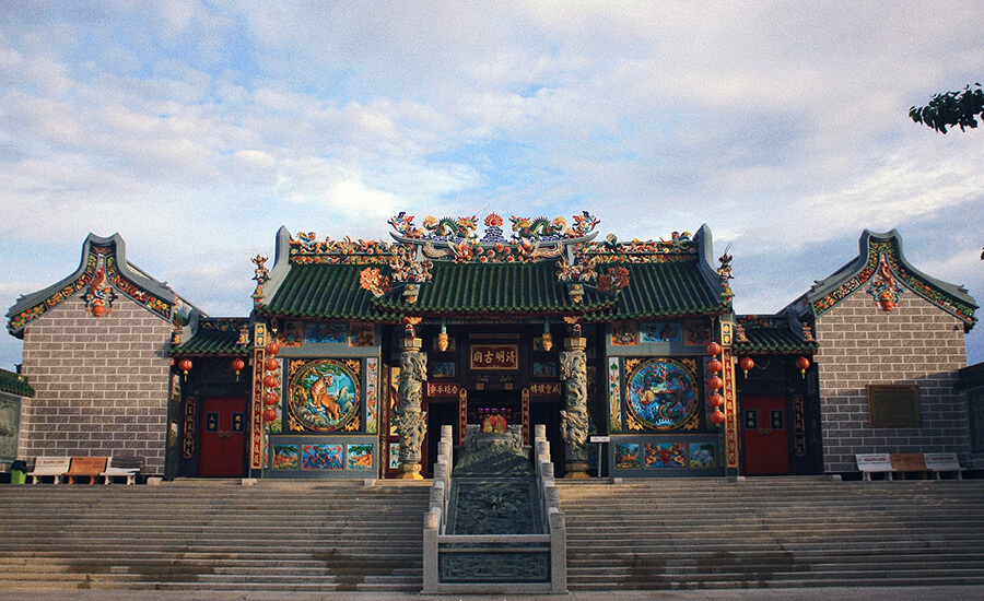 Bong Bon Temple