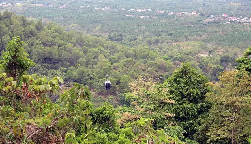 Chua Chan Mountain