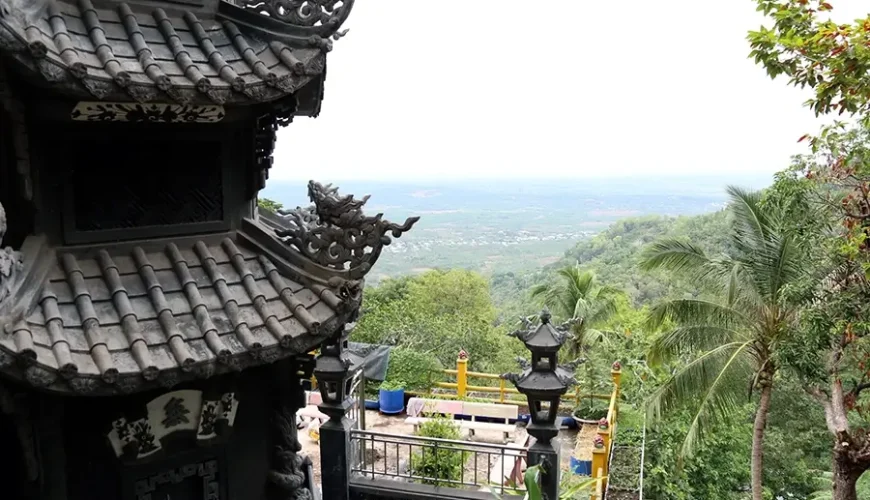 Chua Chan Mountain