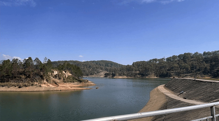 Da Nhim Lake