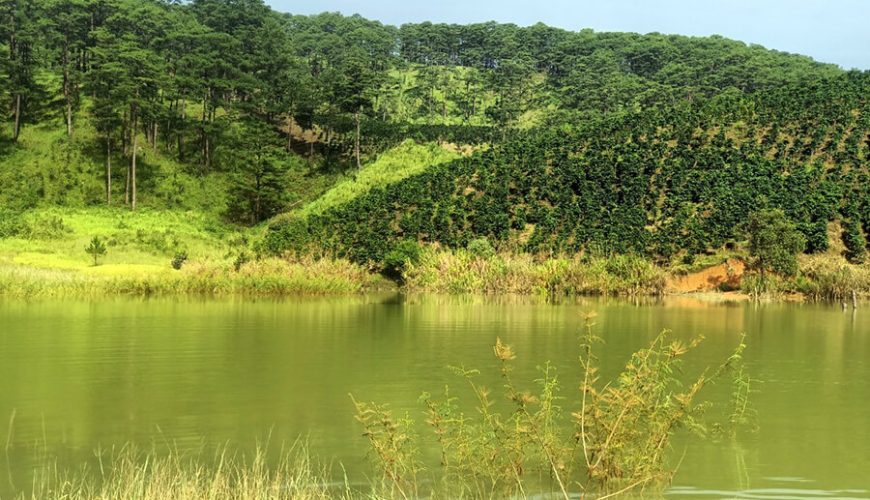 Da Nhim Lake