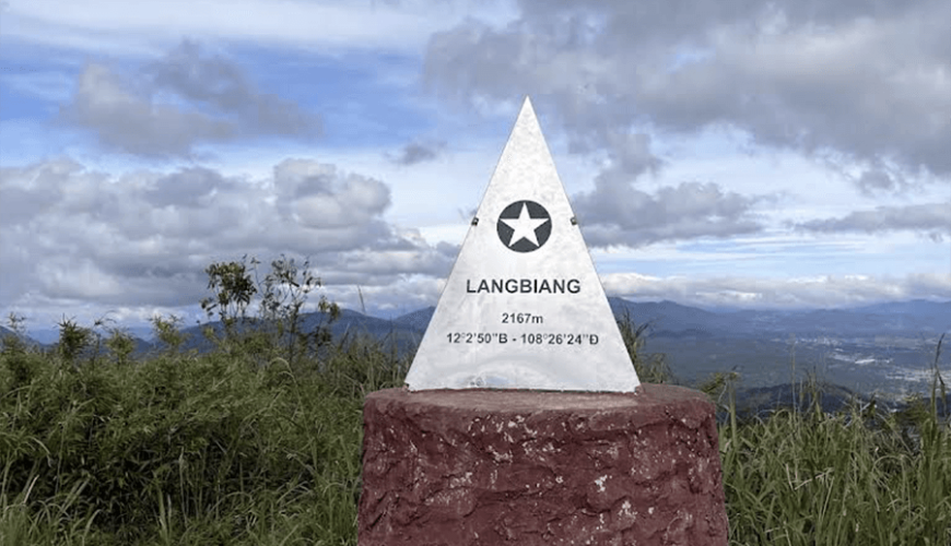 Lang Bian Peak