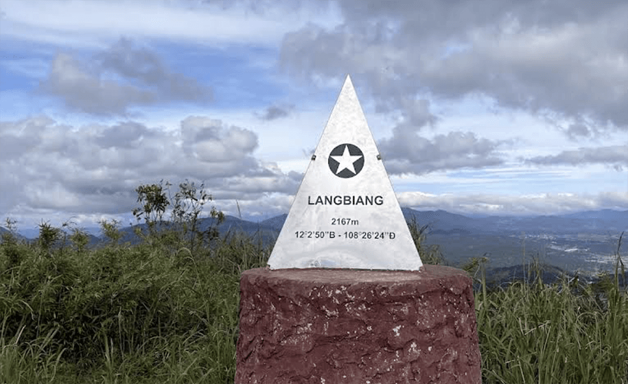 Lang Bian Peak