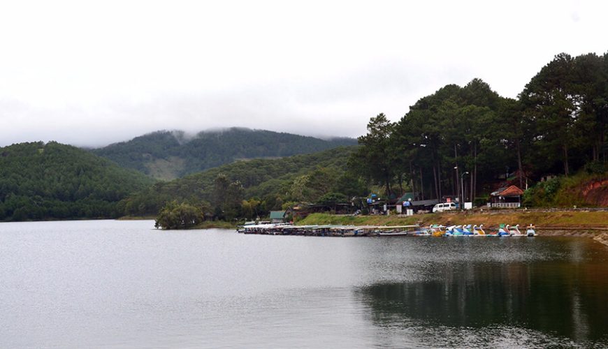 Tuyen Lam Lake