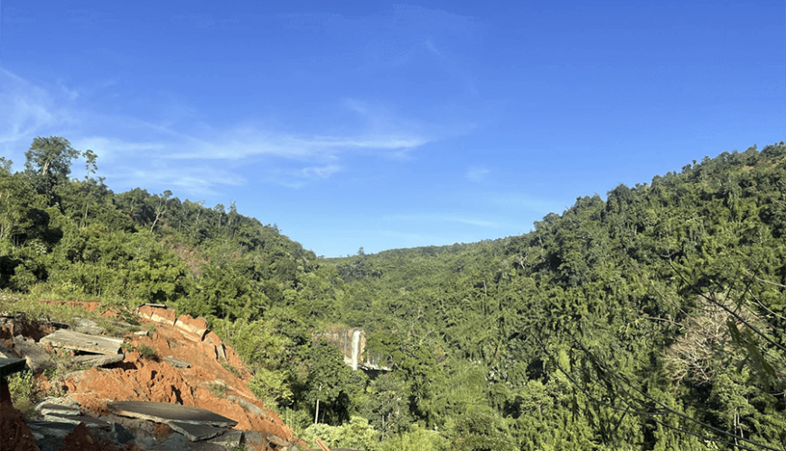 Lieng Nung Waterfall