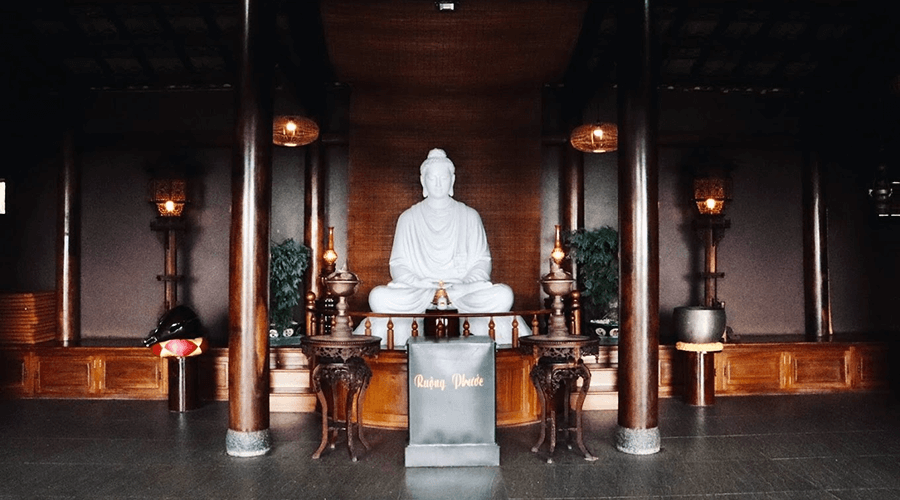 Linh Quy Phap An Pagoda