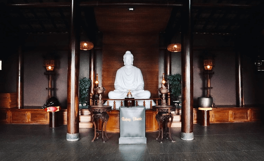 Linh Quy Phap An Pagoda