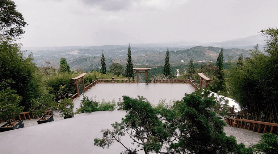 Linh Quy Phap An Pagoda