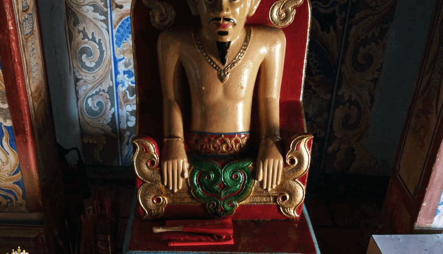 Po Klong Moh Nai Temple