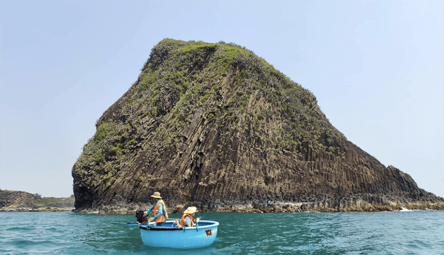 Yen Islet